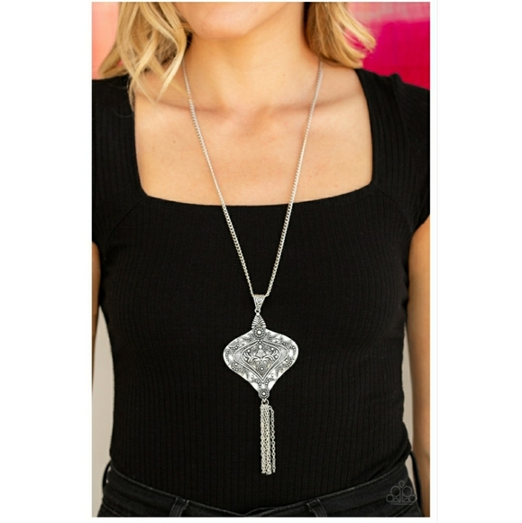 paparazzi Jewelry - Rural Remedy Necklace paparazzi Jewelry - Rural Remedy Necklace